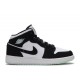 AIR JORDAN 1 MID SE GS GLOW IN THE DARK PANDA  Schuhe bq6931 103